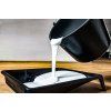 70422 2 stavebni kbelik 16 l cerny s nalivkou