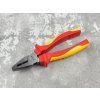 72558 2 univerzalni izolovane kleste 180 mm vde 60